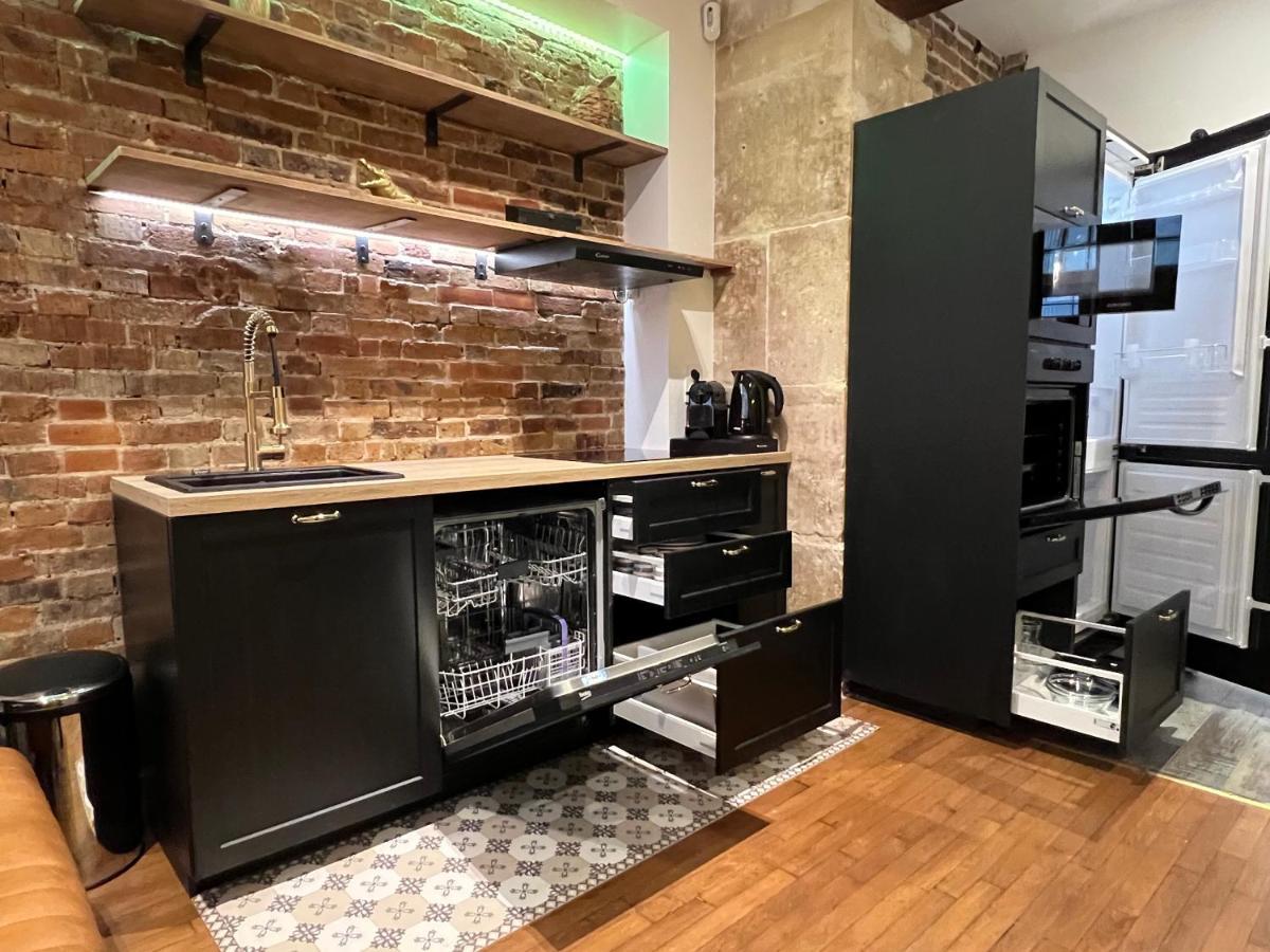 Good Vibes Luxurious Loft In Paris 11Th, With Ac & Table Football Buitenkant foto